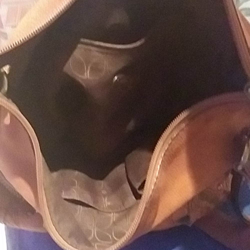Purse - Picture 7 of 8